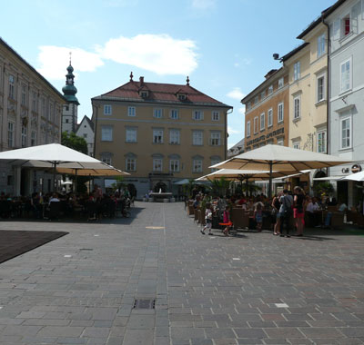 Alter Platz Richtung Landhaushof